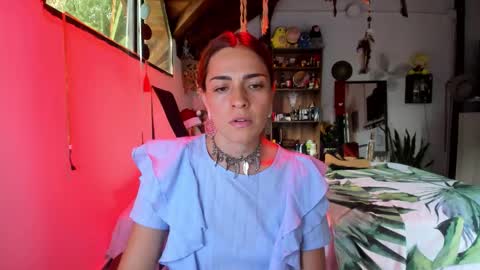 Snapshot of smilingsalor chatting on 12/19/25, 09:44 SmilingSalor online show from 12/19/25, 09:44