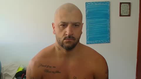 Snapshot of smithduke chatting on 11/25/25, 02:39 smithduke online show from 11/25/25, 02:39