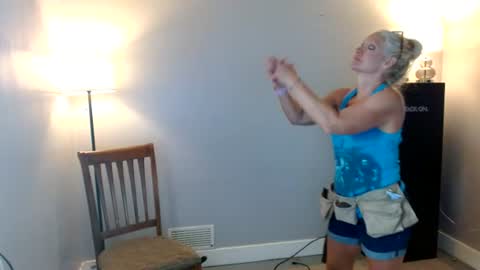 Snapshot of smitheight chatting on 06/20/26, 02:36 smitheight online show from 06/20/26, 02:36