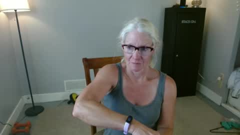 Snapshot of smitheight chatting on 06/23/26, 02:53 smitheight online show from 06/23/26, 02:53
