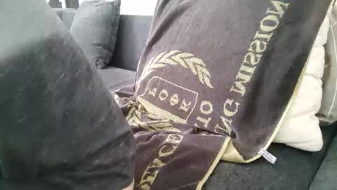 Snapshot of smokeandwatching chatting on 02/23/25, 01:42 Smokeandwatching online show from 02/23/25, 01:42