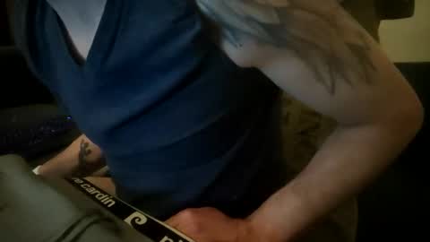 Snapshot of smokeandwatching chatting on 03/11/25, 12:54 Smokeandwatching online show from 03/11/25, 12:54