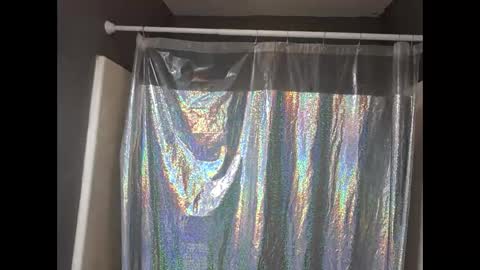 love bug online show from 03/19/26, 03:32