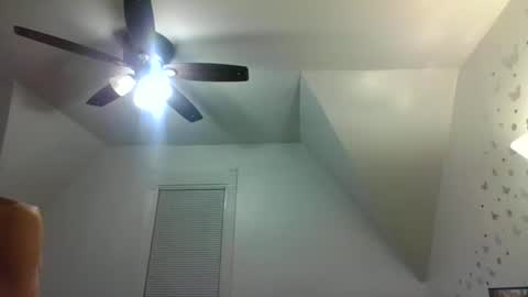 Snapshot of smokenstroke33 chatting on 12/22/24, 01:34 smokenstroke33 online show from 12/22/24, 01:34