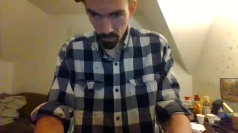 Snapshot of smokenstroke33 chatting on 01/01/25, 05:11 smokenstroke33 online show from 01/01/25, 05:11