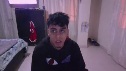 Snapshot of smoker00teddybear chatting on 12/21/24, 05:36 teddy online show from 12/21/24, 05:36