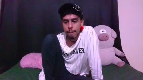 Snapshot of smoker00teddybear chatting on 11/08/25, 09:09 teddy online show from 11/08/25, 09:09