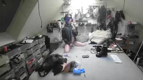 smokeslut365 online show from 02/02/25, 10:06