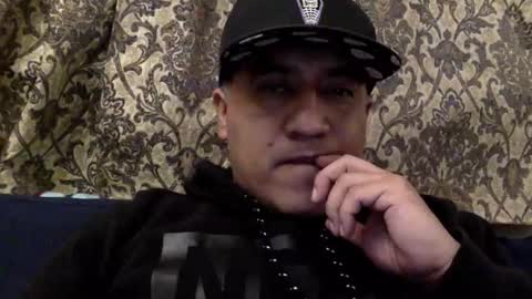 Snapshot of smoothstrik3r chatting on 10/28/25, 01:47 smoothstrik3r online show from 10/28/25, 01:47