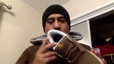 Snapshot of smoothstrik3r chatting on 11/26/25, 02:18 smoothstrik3r online show from 11/26/25, 02:18