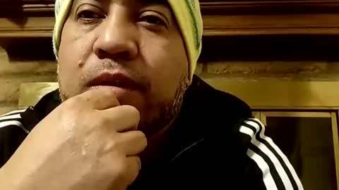 Snapshot of smoothstrik3r chatting on 12/05/25, 01:52 smoothstrik3r online show from 12/05/25, 01:52