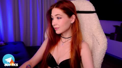 Snapshot of smthwrong chatting on 09/13/25, 11:26 smthwrong online show from 09/13/25, 11:26