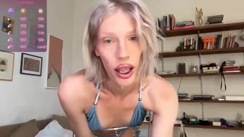   online show from 02/01/26, 07:12