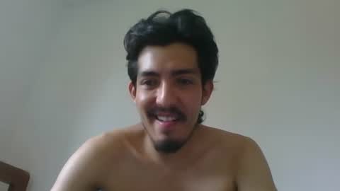 Snapshot of snackontime19 chatting on 01/10/25, 03:27 snackontime19 online show from 01/10/25, 03:27