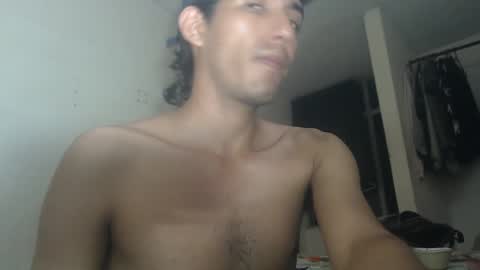 Snapshot of snackontime19 chatting on 09/12/25, 02:55 snackontime19 online show from 09/12/25, 02:55