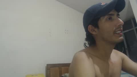 Snapshot of snackontime19 chatting on 10/01/25, 05:13 snackontime19 online show from 10/01/25, 05:13