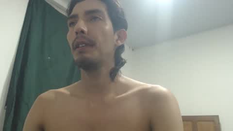 Snapshot of snackontime19 chatting on 11/25/25, 06:02 snackontime19 online show from 11/25/25, 06:02