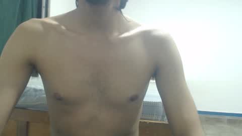 Snapshot of snackontime19 chatting on 11/28/25, 04:15 snackontime19 online show from 11/28/25, 04:15