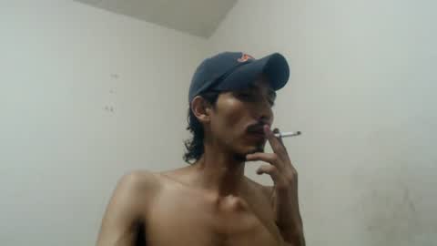 Snapshot of snackontime19 chatting on 06/25/26, 05:34 snackontime19 online show from 06/25/26, 05:34