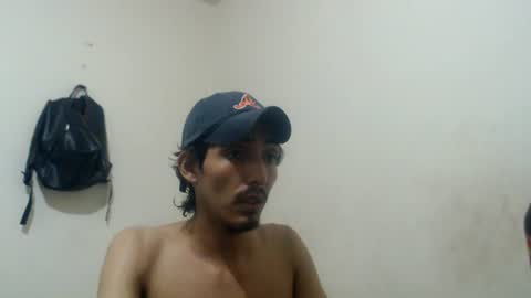 Snapshot of snackontime19 chatting on 07/06/26, 07:27 snackontime19 online show from 07/06/26, 07:27