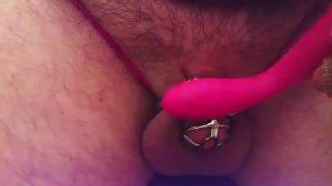 Snapshot of snakepit31 chatting on 12/21/25, 08:16 Sissy Boy online show from 12/21/25, 08:16