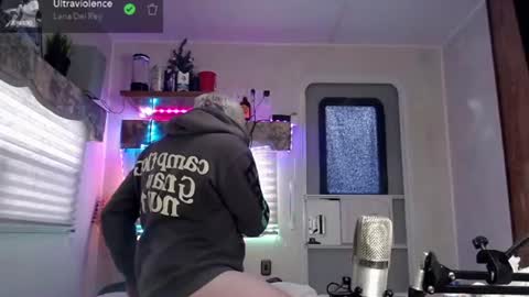 Viiscount  Snarfle Von Snarfenberg online show from 03/10/25, 10:02