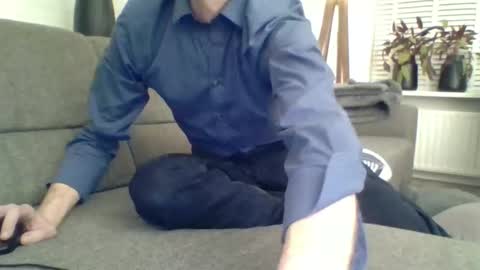 sneakerboy444 online show from 11/16/25, 09:31