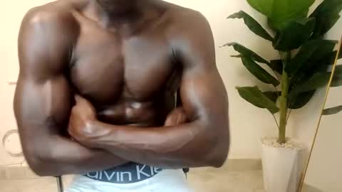 Snapshot of sneaky_link2 chatting on 01/08/26, 10:45 papi online show from 01/08/26, 10:45