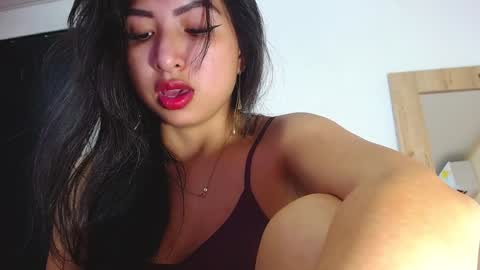 Snapshot of sneakyy_fantasy chatting on 12/20/24, 04:53 Hellen  online show from 12/20/24, 04:53