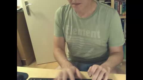 sneaxfreund online show from 01/18/26, 12:03