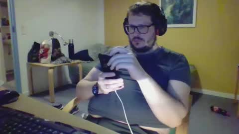 Snapshot of snebolden chatting on 01/27/25, 06:31 snebolden online show from 01/27/25, 06:31