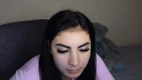 Olivia online show from 11/24/25, 03:45