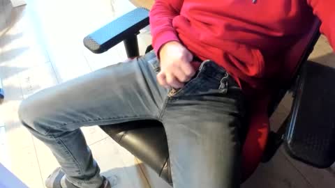 Snapshot of snip1977 chatting on 12/29/24, 11:50 snip1977 online show from 12/29/24, 11:50