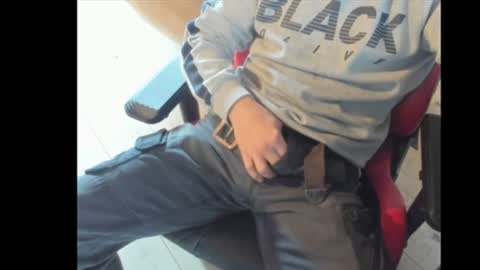 Snapshot of snip1977 chatting on 11/05/25, 09:20 snip1977 online show from 11/05/25, 09:20