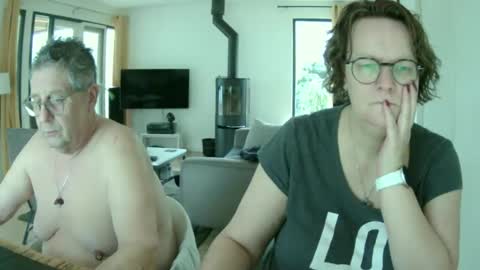 Snoeske and Woodwurm online show from 01/06/25, 12:35