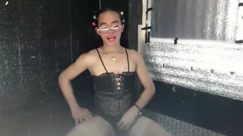 snoky_serna online show from 05/18/26, 04:18