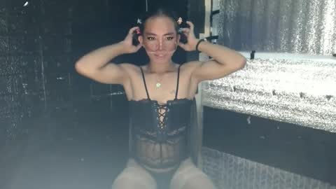 snoky_serna online show from 05/20/26, 06:41