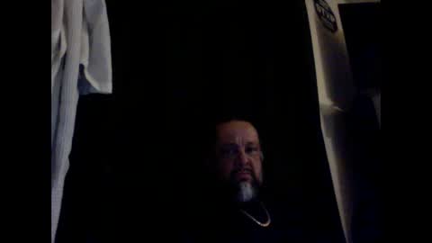 Snapshot of snoop95651994599 chatting on 05/31/26, 08:32 snoop95651 online show from 05/31/26, 08:32