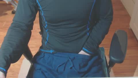 Snapshot of snooze85 chatting on 12/23/24, 04:44 Cbt-Slave online show from 12/23/24, 04:44