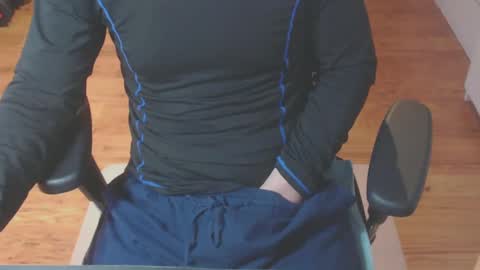 Snapshot of snooze85 chatting on 01/09/25, 08:24 Cbt-Slave online show from 01/09/25, 08:24