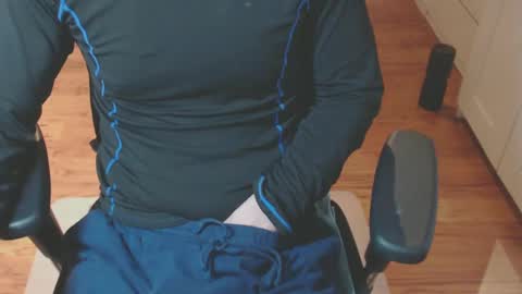 Snapshot of snooze85 chatting on 02/12/25, 04:33 Cbt-Slave online show from 02/12/25, 04:33