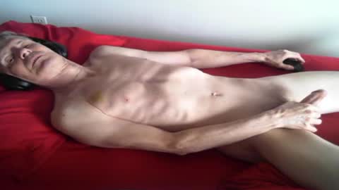 Snapshot of snoro111 chatting on 02/23/25, 09:05 snoro111 online show from 02/23/25, 09:05