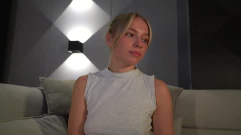 Candice Snow online show from 01/23/25, 06:24