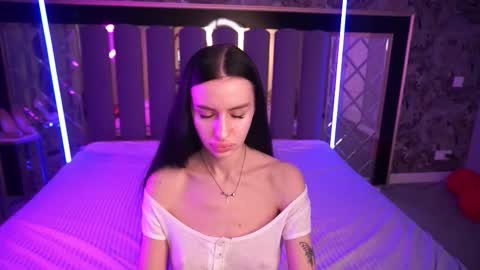 snow_whiteeex online show from 03/03/26, 06:30