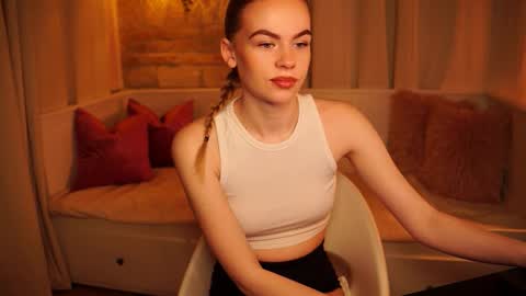 Hanna online show from 01/25/25, 02:25