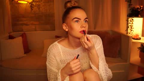 Hanna online show from 02/05/25, 06:04