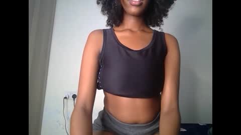 Snapshot of snowfox254 chatting on 09/29/25, 10:36 snowfox254 online show from 09/29/25, 10:36