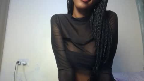 Snapshot of snowfox254 chatting on 10/28/25, 07:05 snowfox254 online show from 10/28/25, 07:05