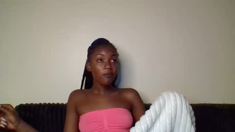 Snowie eyes online show from 03/30/26, 03:57