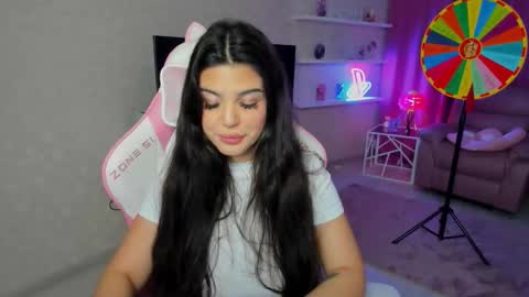 snowingwinter online show from 12/05/25, 07:43